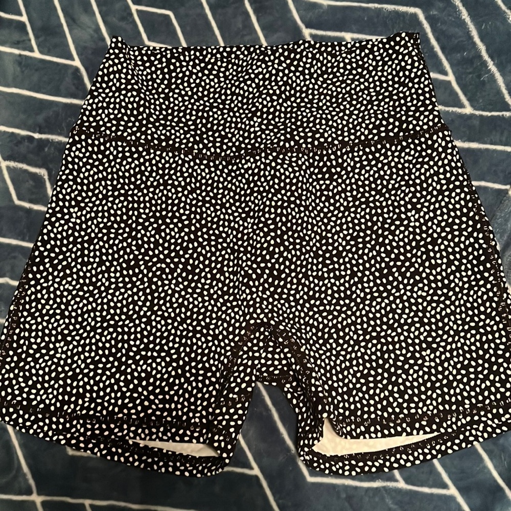 4 inch Buffbunny shorts